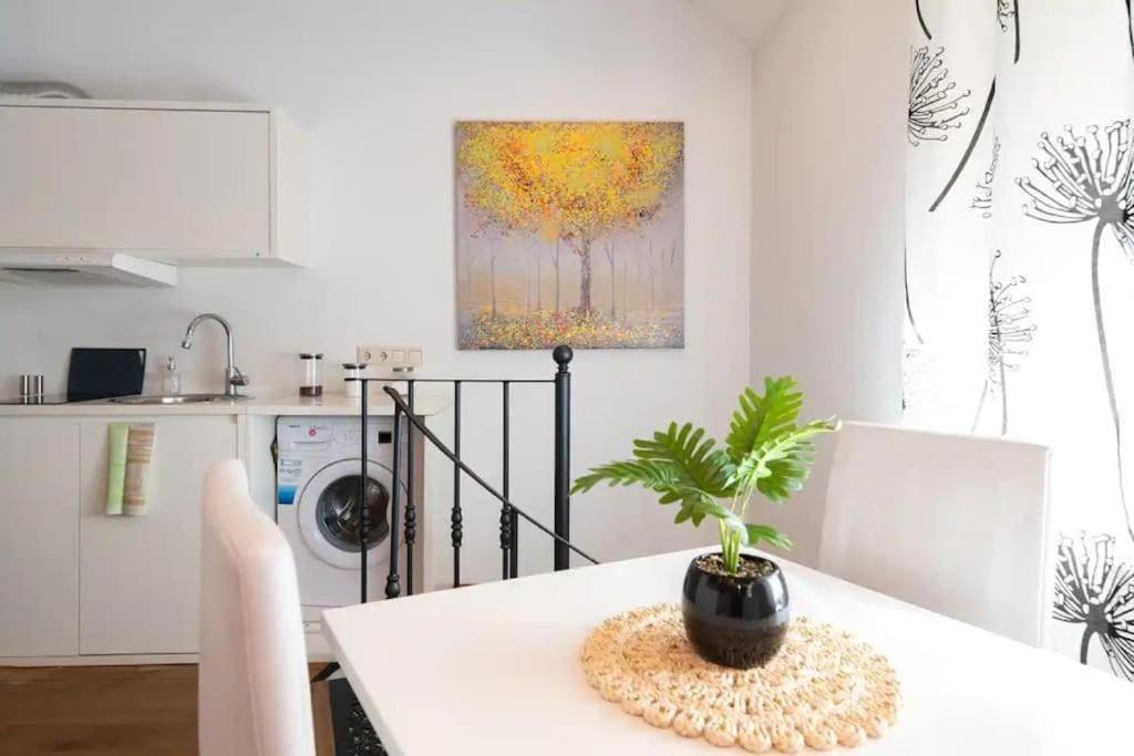 Ferienwohnung Cozy 3 Story House In Old Town Reval Exterior foto